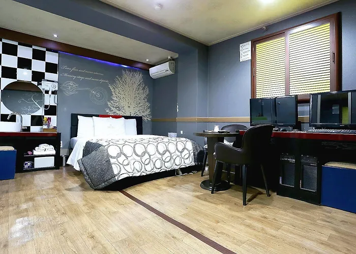 Shim Hotel